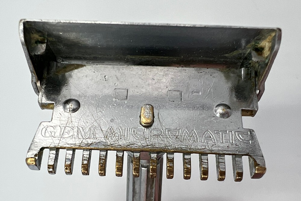 GEM Micromatic Open Comb Vintage Single Edge Safety Razor