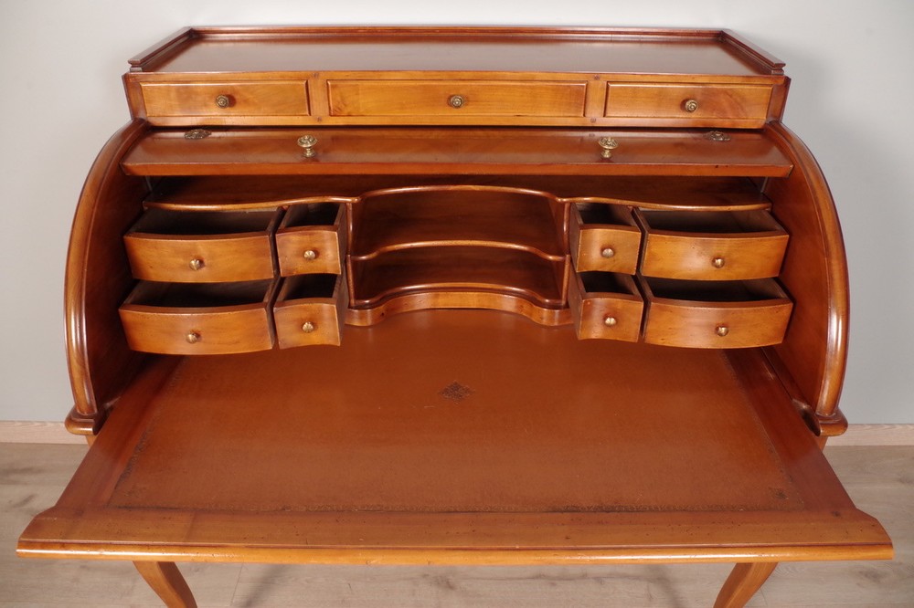 Mailfert Style Cylinder Desk