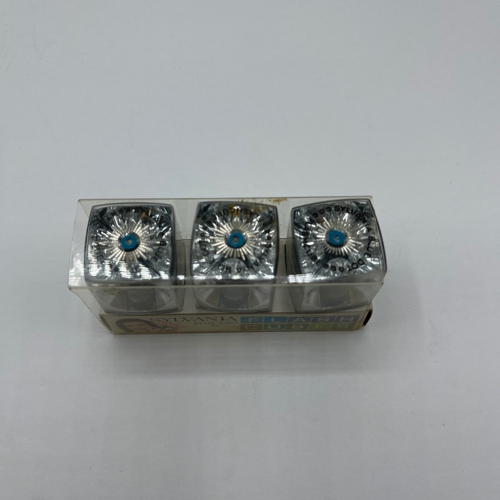 Sylvania Blue Dot Flash 3 Cubes Pack