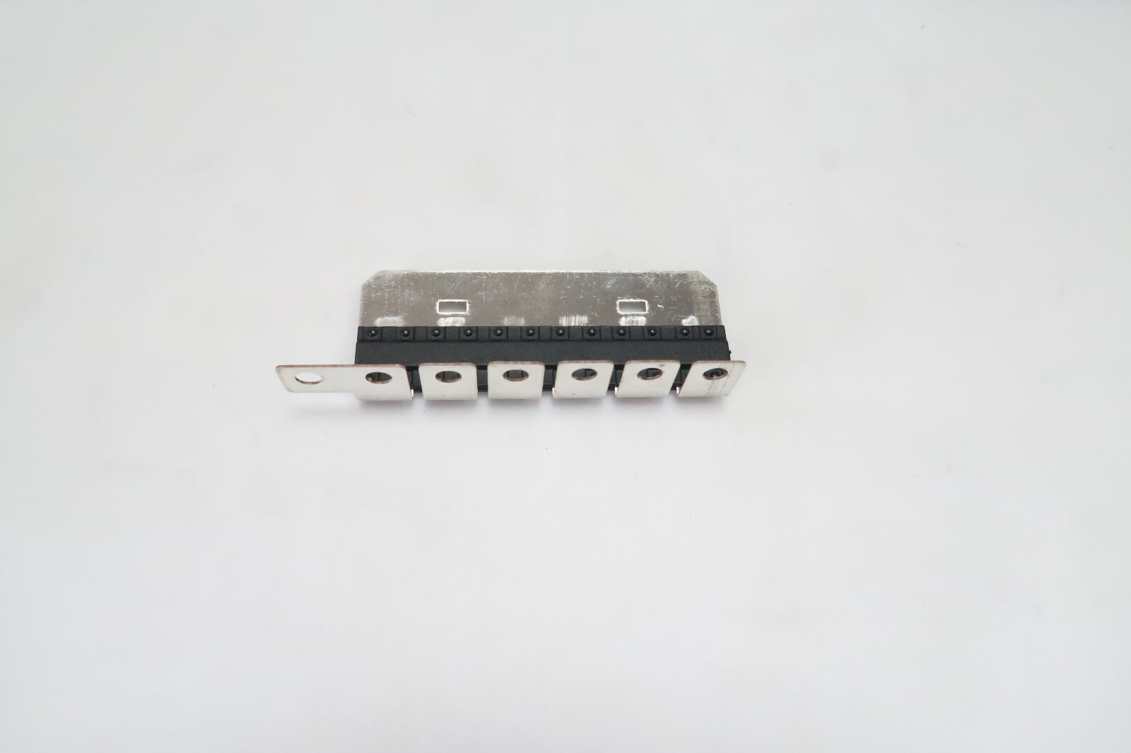 68368853AA for 2018-2023 JEEP WRANGLER JL Z Case Fuse Array