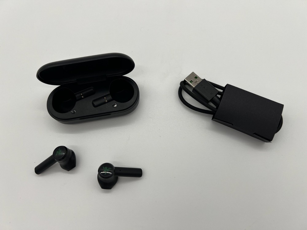 Razer Hammerhead True Wireless X Bluetooth Gaming Charging Case, Cable