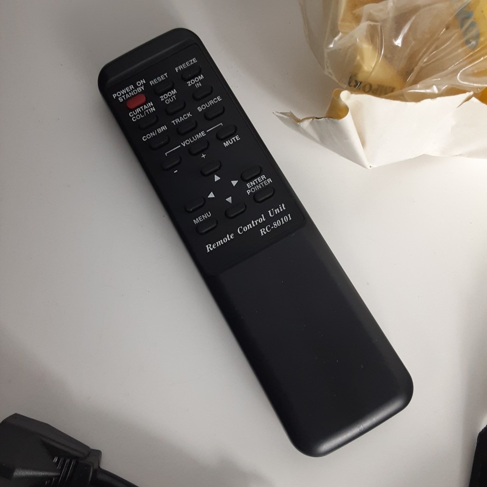 Lightware Viewpoint 100 LCD Projector w Case