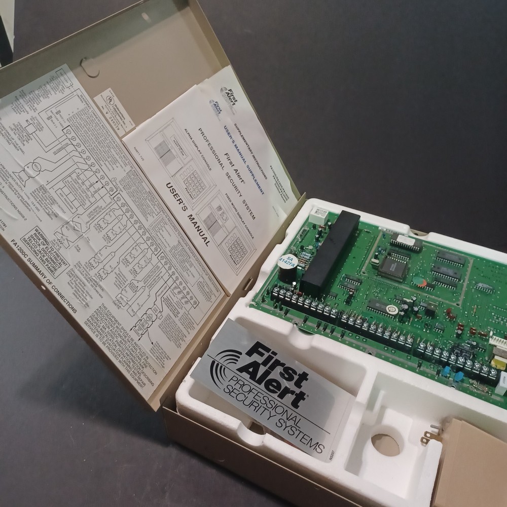 FIRST ALERT ALARM CONTROL PANEL FA1200C