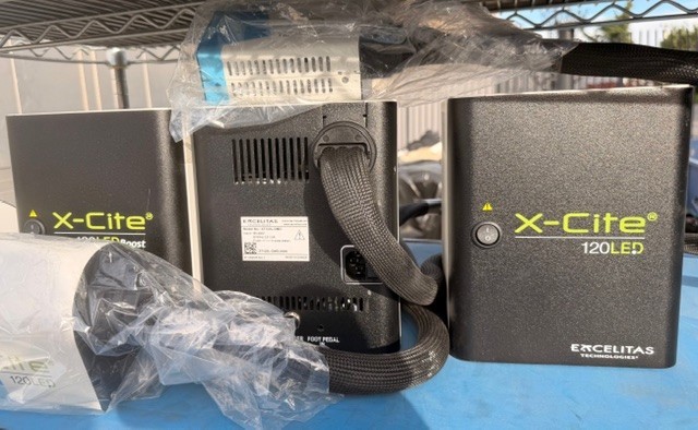 Excelitas X-Cite 120LED Fluorescence Illumination System Microscope Light Source