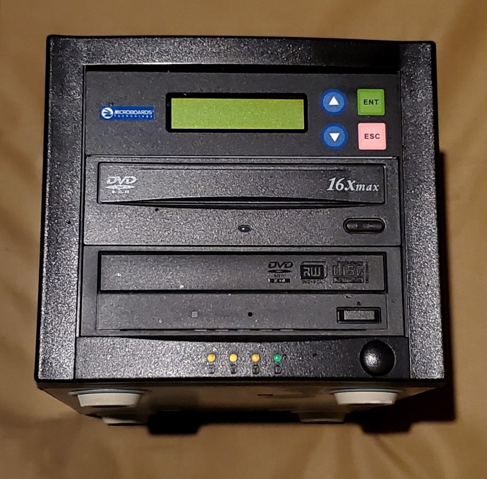 Microboards Quick Disc QD-DVD - 1 to 1 DVD Copier Duplicator USB