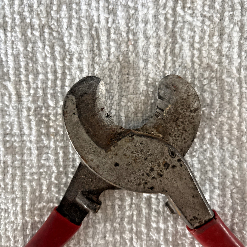 Klein Tools 63050 9-1/2" High Leverage Cable Cutters Pliers