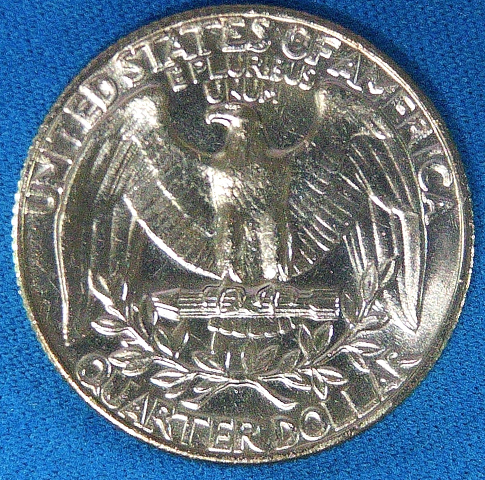 1973-P Quarter 25c CH UNC Light Toning FROM a MINT SET
