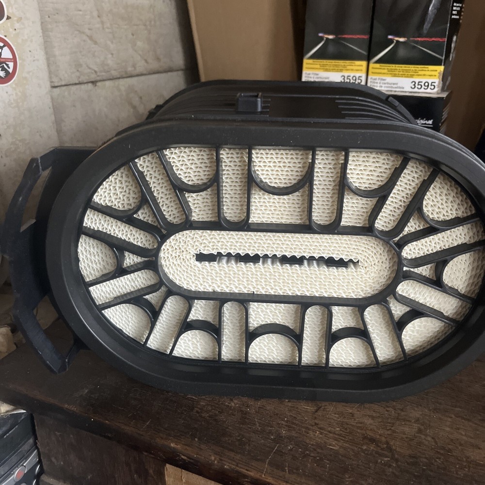 NOS Baldwin CA4999 Air Filter