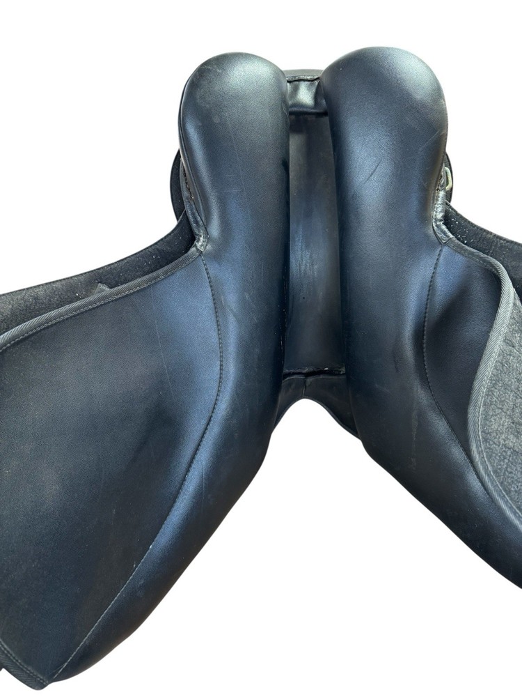 Wintec All-Purpose Saddle 16.5"