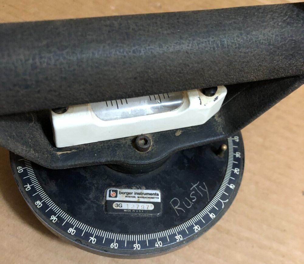 Vintage Berger Engineering Instruments Surveying Transit-Level Model 110c