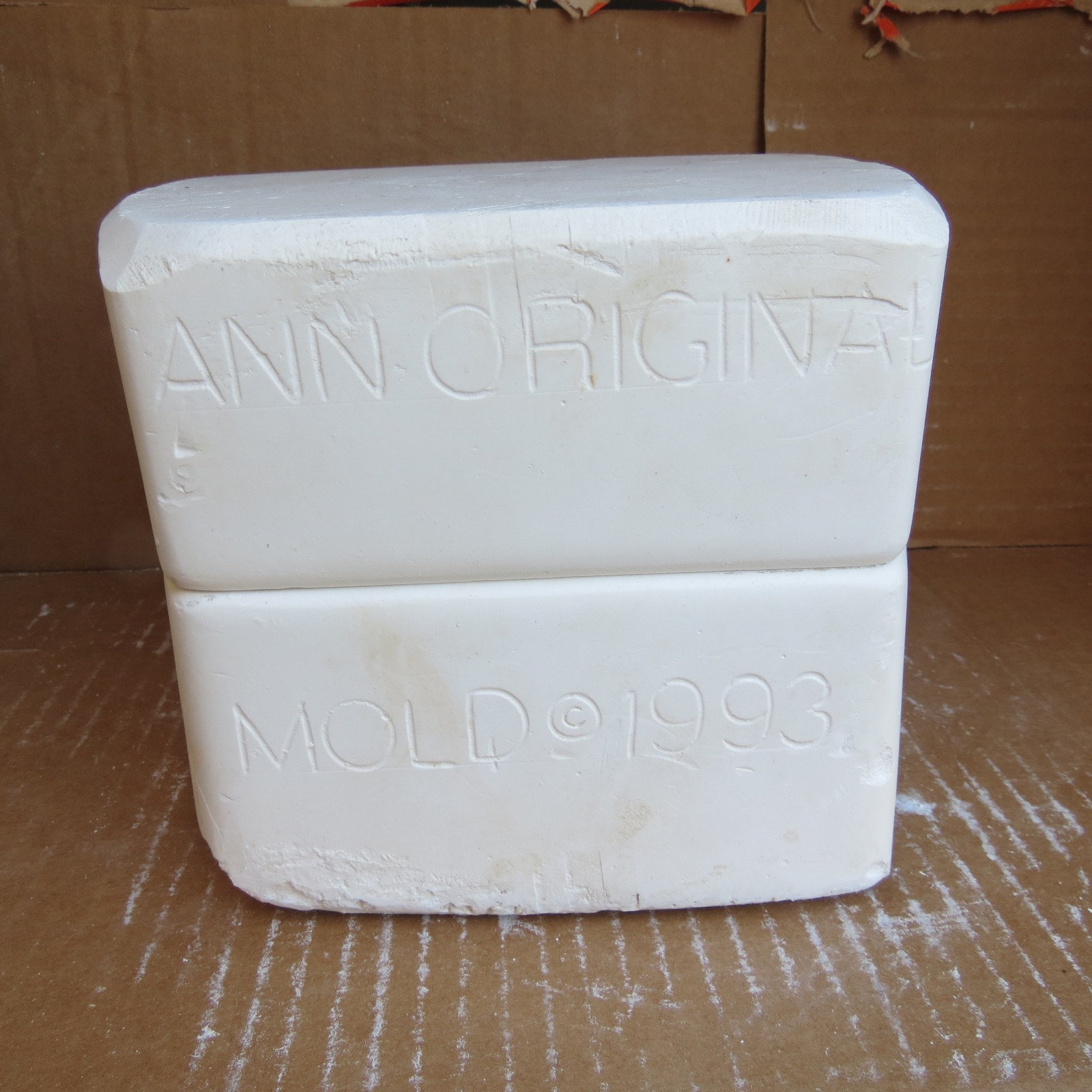 Anne Original Vintage Pot / Bowl Slip Mold AO-282