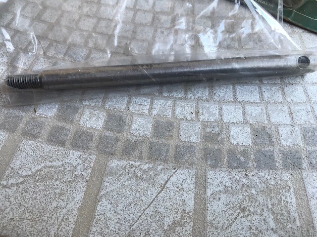 5474 CM695 GREASE PUMP SHAFT