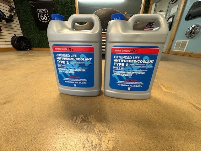 (2) Genuine Honda/Acura Antifreeze/Coolant Type 2 OL9999011 08CLA-P99-0F0A8 OEM