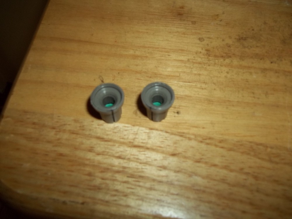 EV BK-842 Stereo Mixer Green Knobs (2)