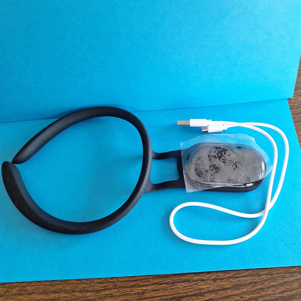 2 INTELLIGENT POSE CORRECTORS