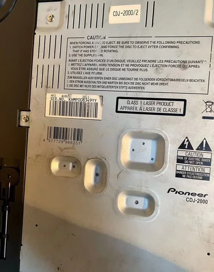 Pioneer CDJ2000x2 Djm2000 set