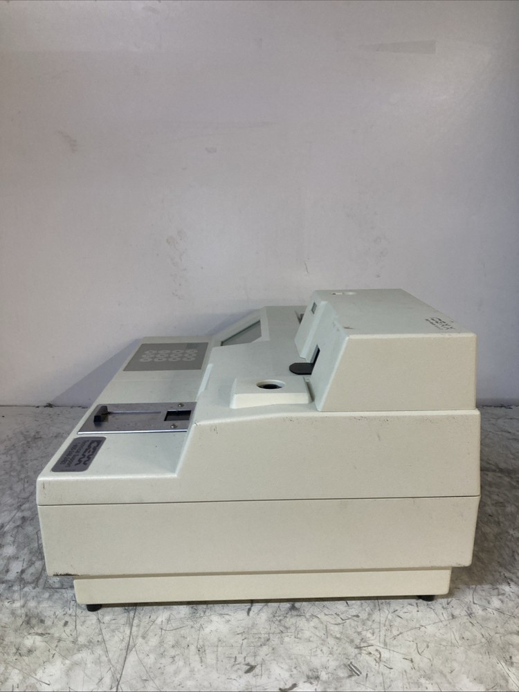 IDEXX Vet Test 8008 powers on untested