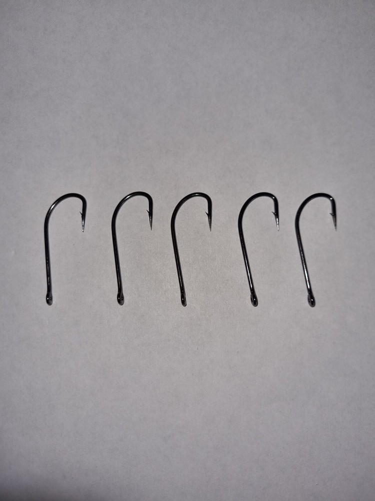 o'shaughnessy hooks 3/0 hooks bulk pack 25 hooks. Ultra sharp long shank.