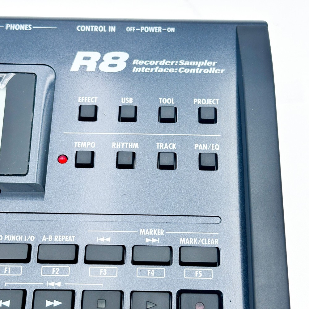 Zoom R8 Multitrack Digital Recorder 8-track MTR Sampler Working Order
