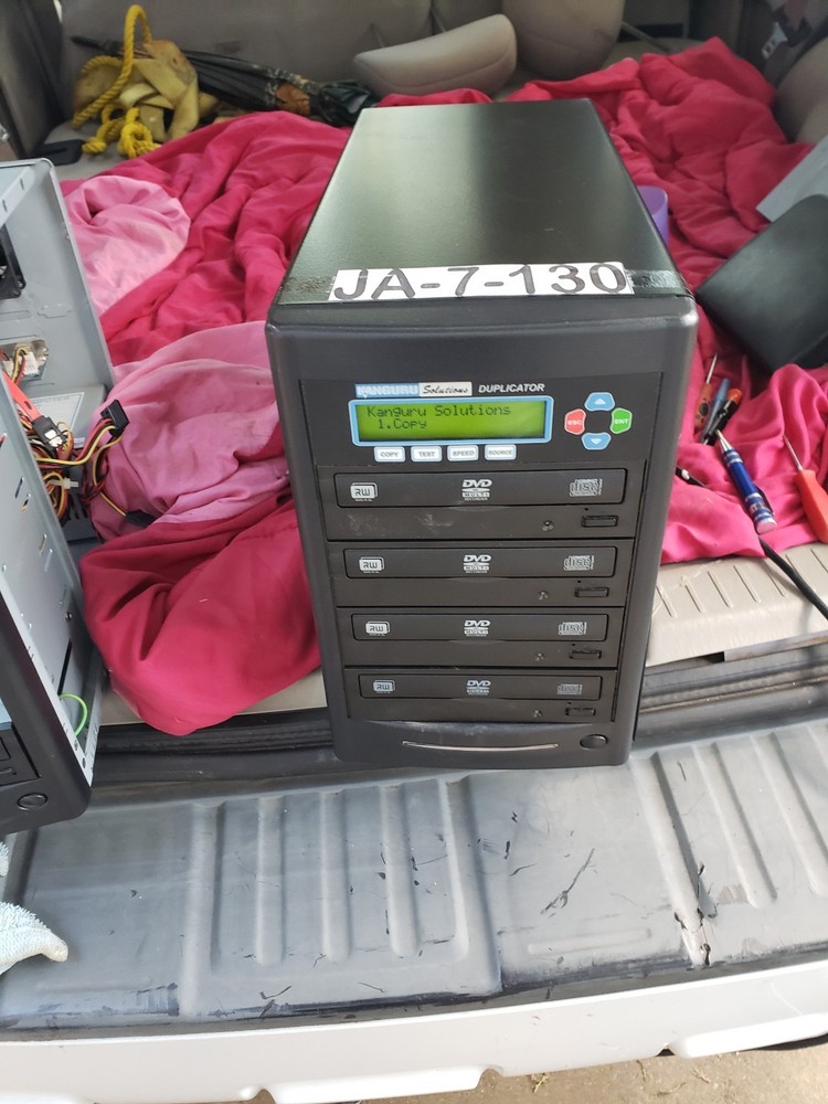 Disc Makers kANGURU SOLUTION-4 CD/DVD Duplicator Tower
