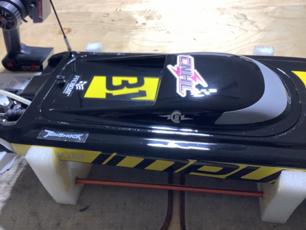 Proboat Impulse 31" RTR 6s