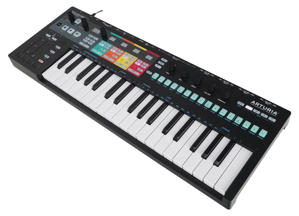 Arturia KEYSTEP PRO Black Polyphonic Sequencing Keyboard Controller+Headphones