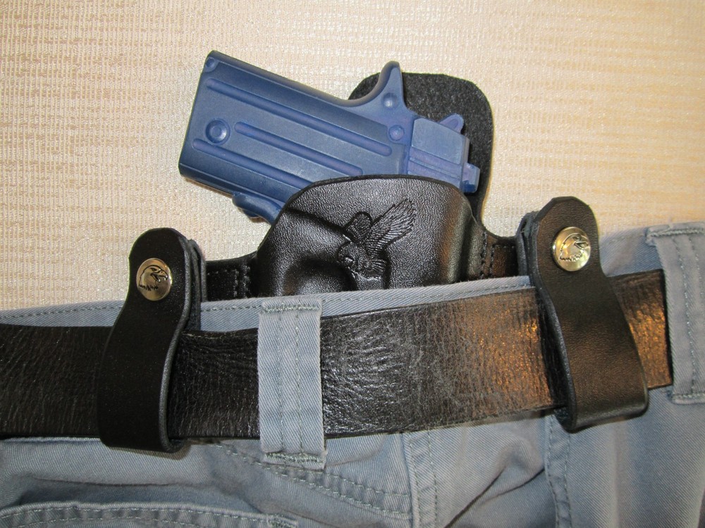 Pancake holster conversion snap straps, converts an owb into a iwb holster