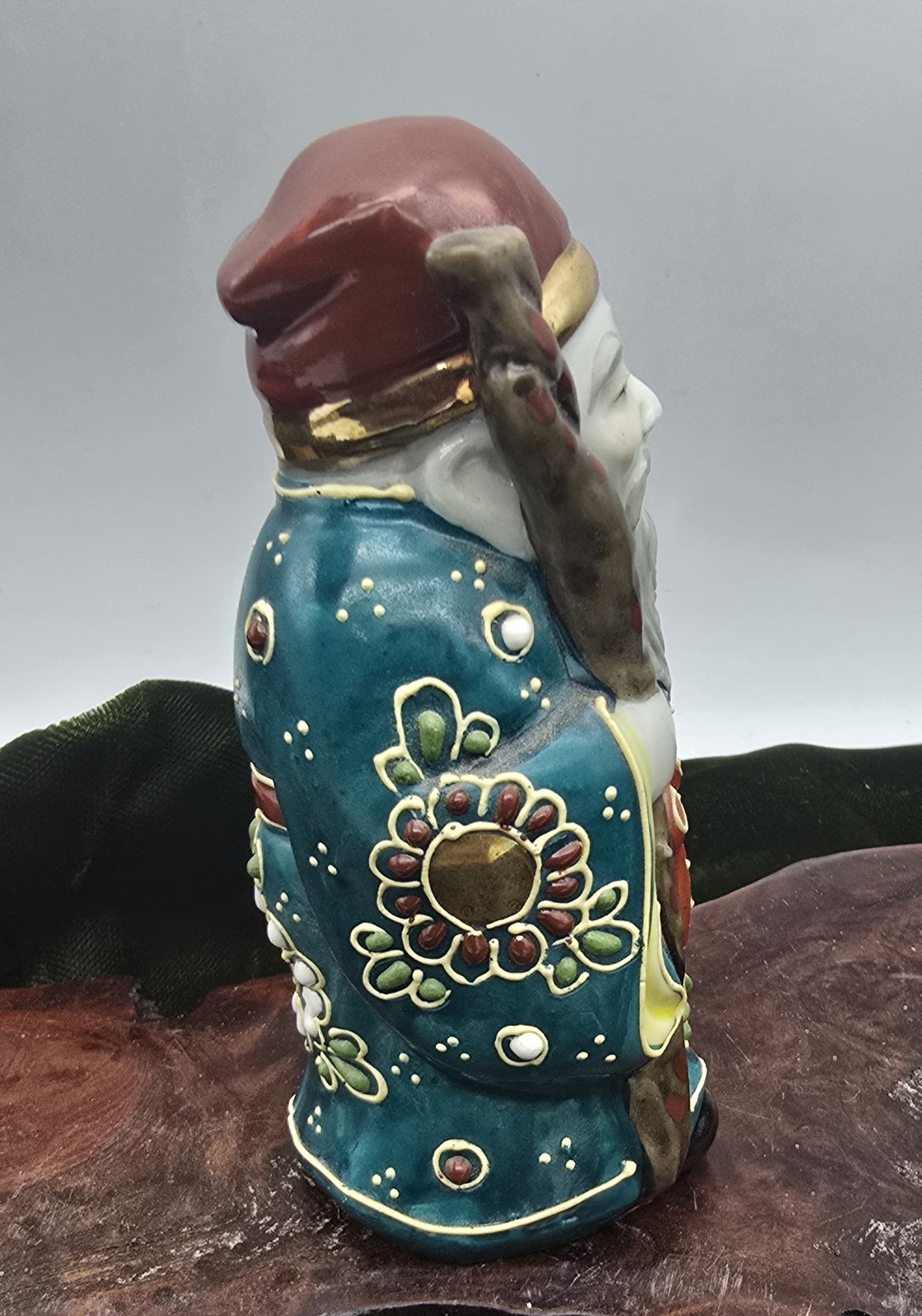 Vintage Japanese Kutani Moriage Lucky Longevity Asian Figurine 4 inches