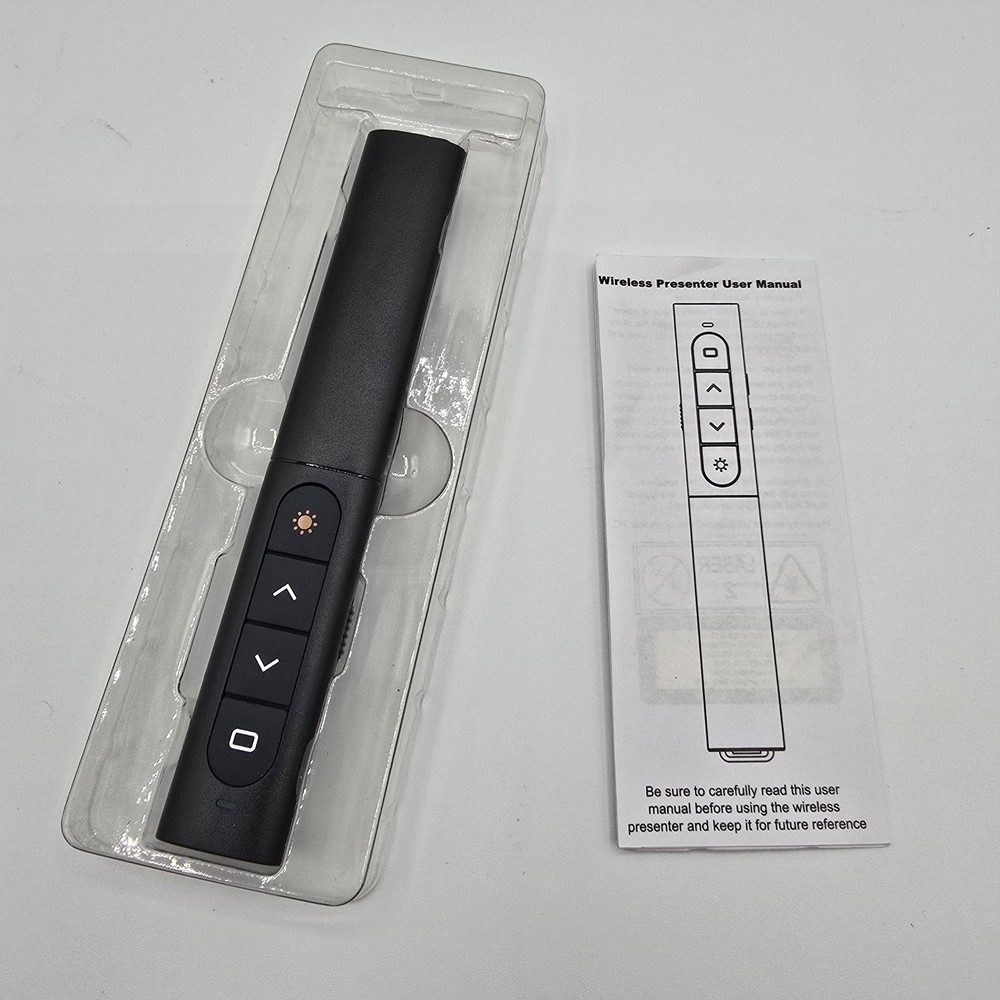 USB Type C Presentation Clicker with Red Light Presenter Remote Pointer *NOB