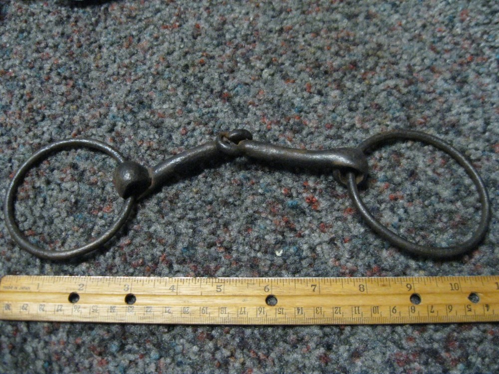Old Snaffle bit well used no marks 5.75 wall decor?