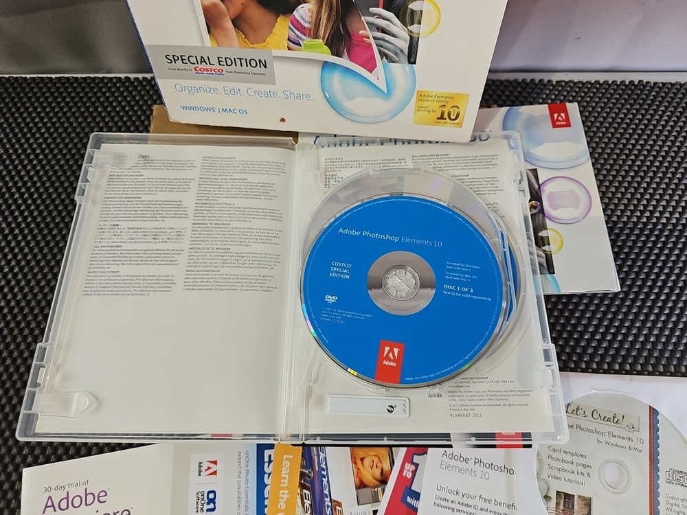Adobe Photoshop Elements 10 (Open Box Never Use)