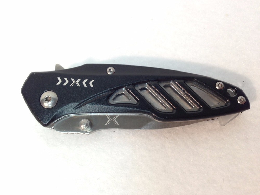 New Folding Knife with Built in Pocket/Money Clip - Multi Function Tool
