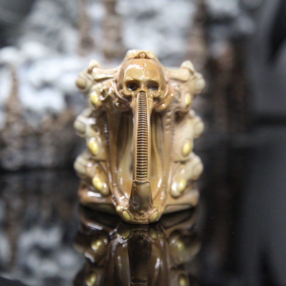 H.R Giger Style alien Engineer cup holder Model H12cm