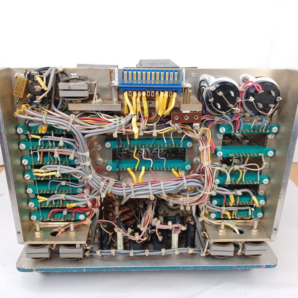 Vintage Register Control Amplifier 230-200 Web Press Engineering Amp