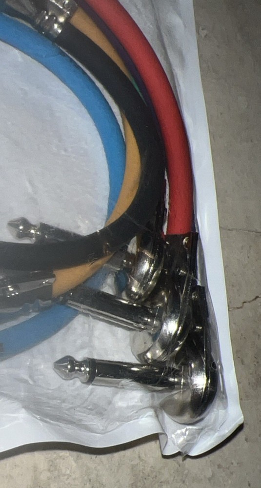 6 Guitar Effect Pedal Board Instrument Colored Patch Cord Cables 6” Right Angle