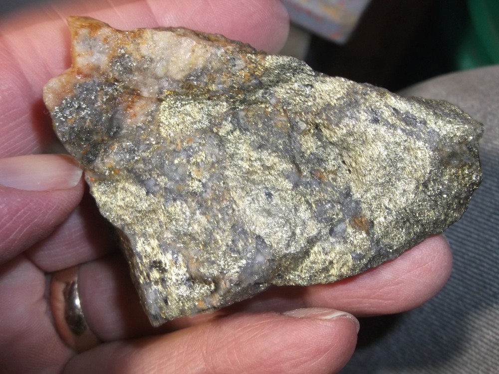 gold silver copper ore, 130 grams samples ,ore high grade .