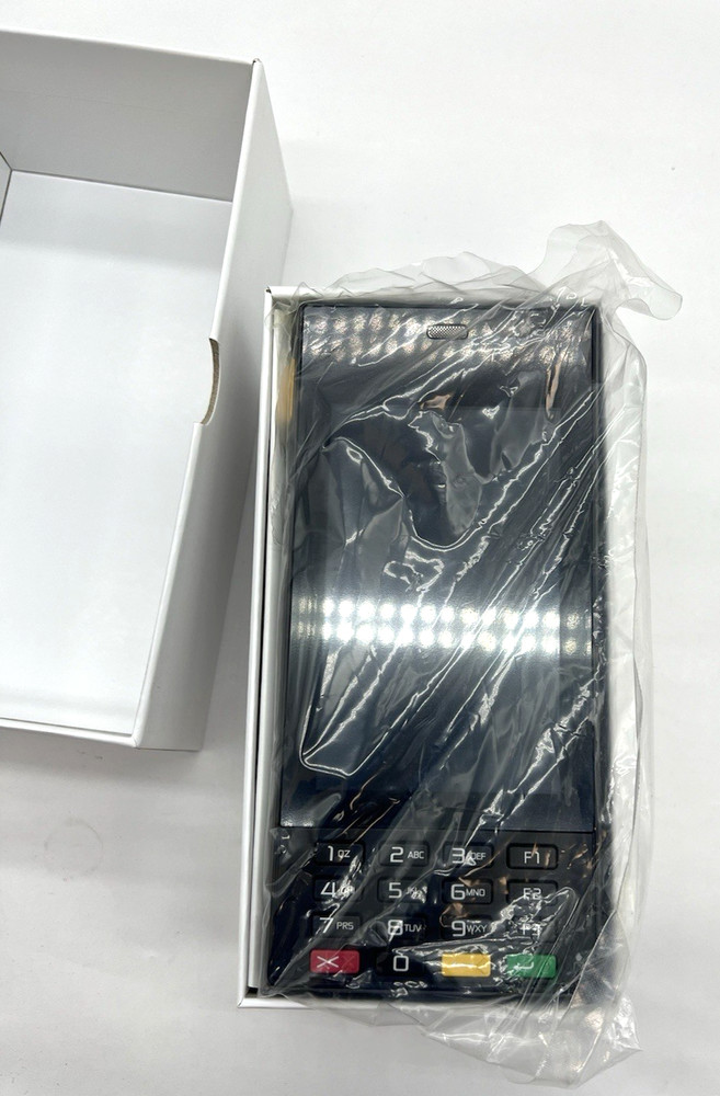 Genius Powered by bbpos Wireless Handheld Device Credit Card Reader 034011/E0882