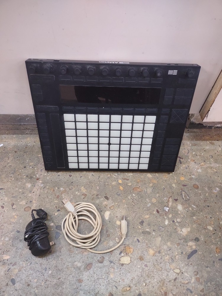 Ableton Push 1 Midi USB Controller, Used but in Great Working Condition