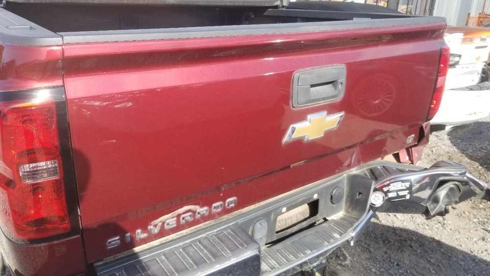 16 CHEVY SILVERADO 1500 LT TAIL GATE WITH BACK UP CAMERA MAROON
