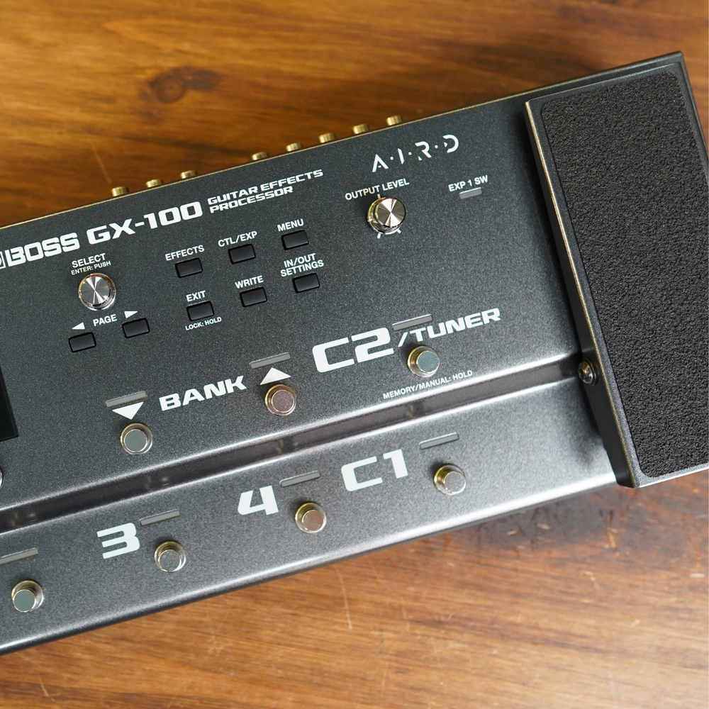 BOSS GX-100 Guitar Pedal Effects Processor AIRD Preamplifier Audio Interface