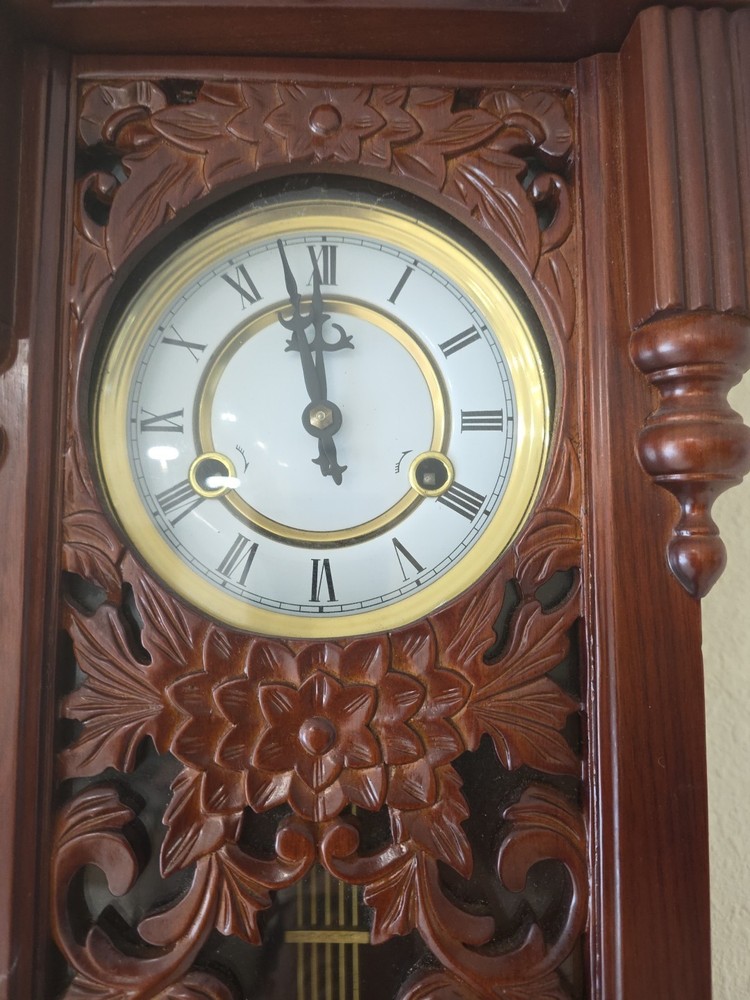 R&A Wind Up Movement Wood & Glass Pendulum Wall Clock Fully Functional