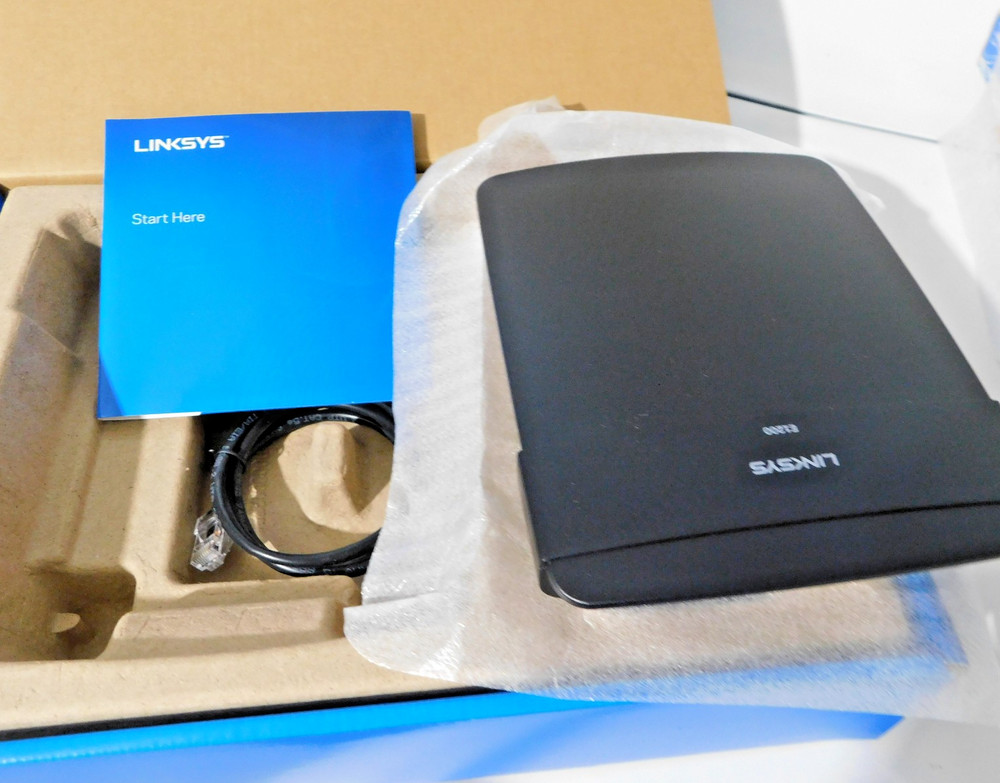 Linksys N300 Wireless Wi-Fi Router Model #E1200 NP