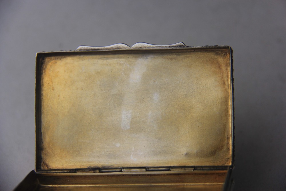 Vintage 800 Silver Compact Box
