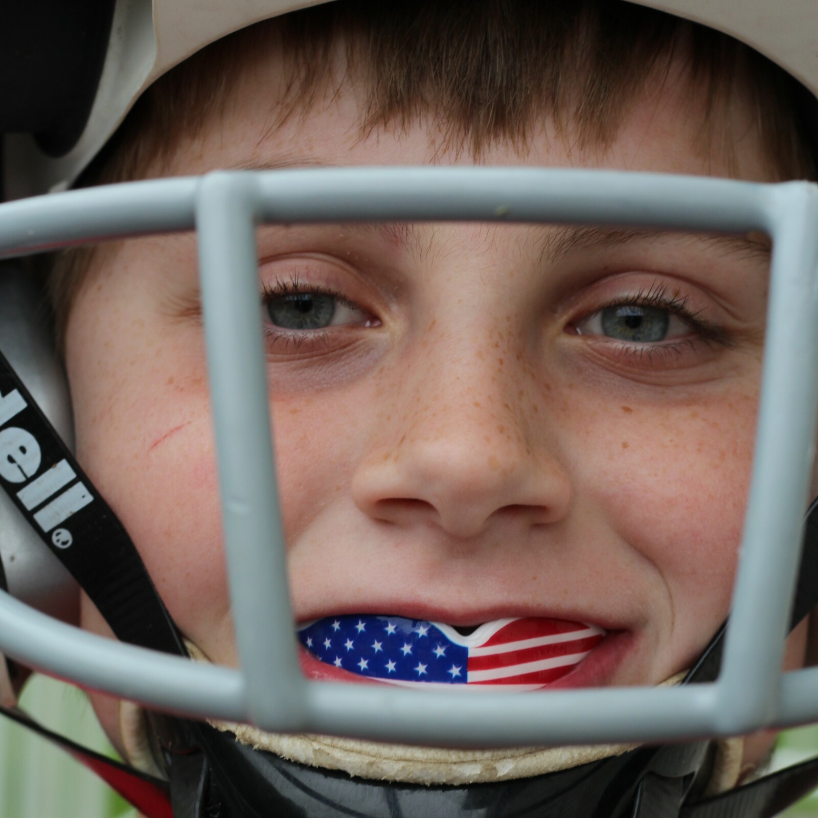American Flag Mouth Guard - Oral Mart USA Flag Mouth Guard Football, MMA, Boxing