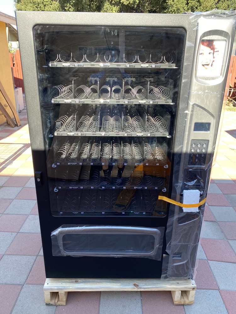 Selectivend WS5000 40 Selection Snack Machine (NEW!!)