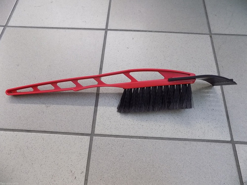 Hart Ice Scraper 44cm Large Handle Windshield Scraper Car Hand Broom
