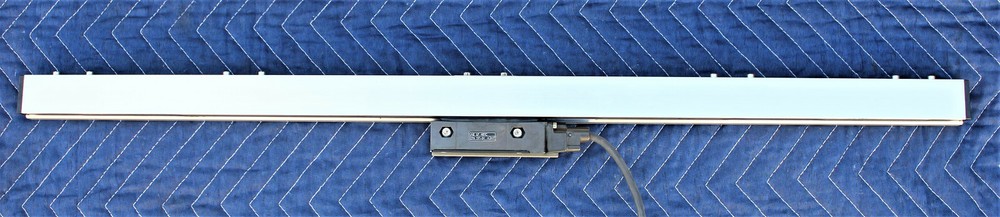 HEIDENHAIN LF 481C ML 650MM SEALED LINEAR SCALE ENCODER W/MOUNTING RAIL W/O PLUG