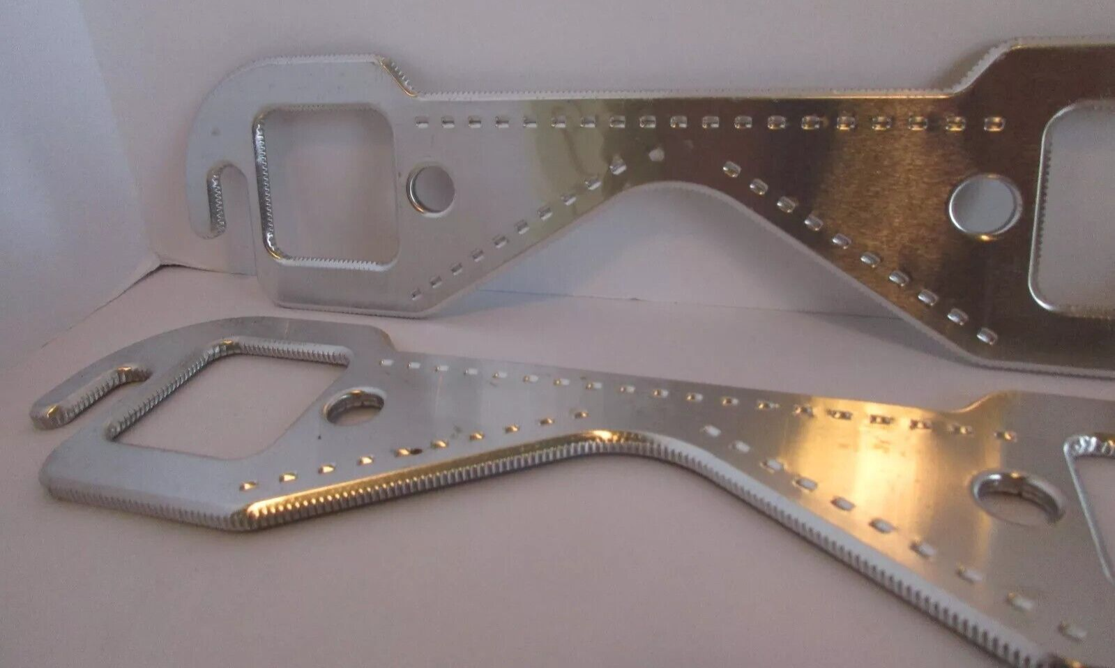 Small Block Chevy Aluminum Square Port Header Exhaust Gaskets Reusable SBC 350