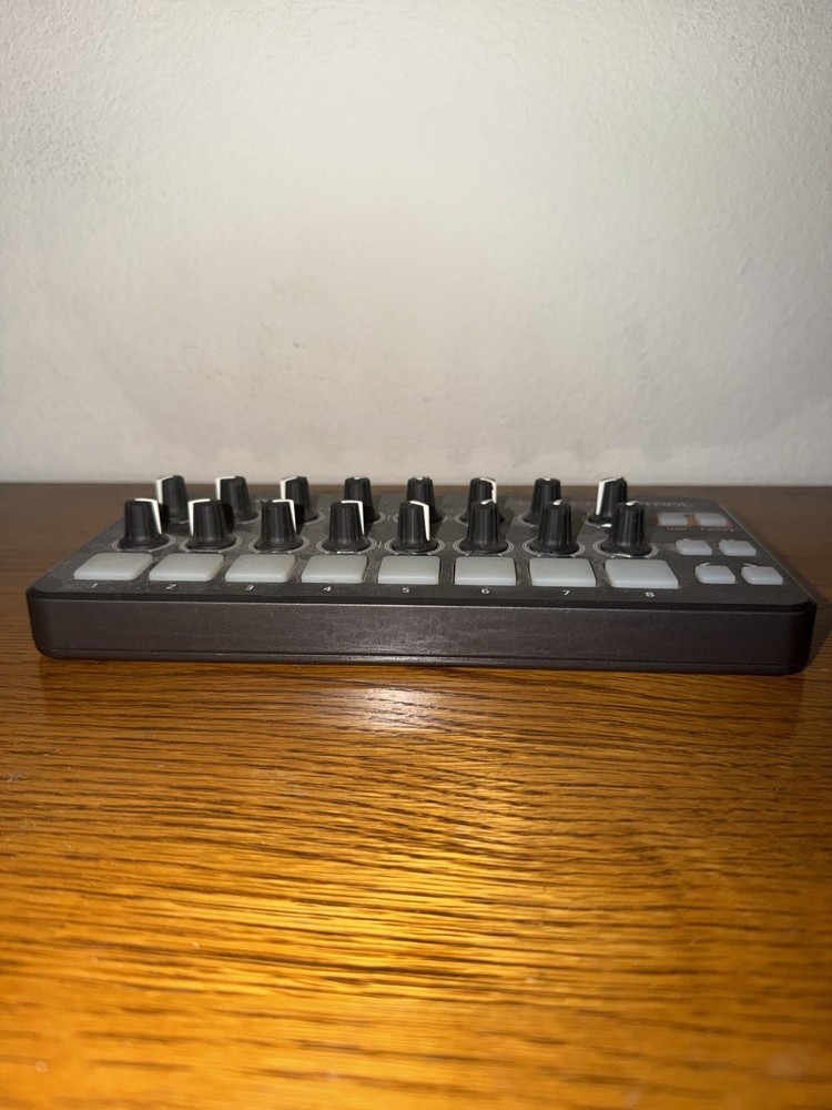 Novation Launchkey Mini Tested And Working