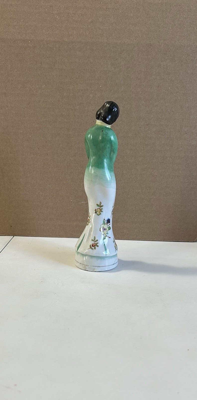 1940's Porcelain Hand Painted 7" Asian Geisha Woman Figurine Occupied Japan